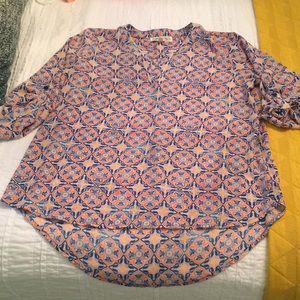 Fun tile print top